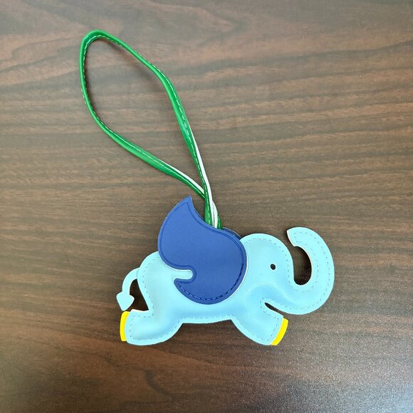 Elephant Bag Charm Dumbo Pegasus Bag Charm Blue New - Picture 1 of 4
